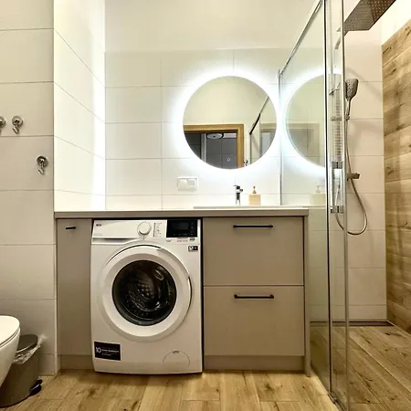 Michalczyka 3a - Self Check-in 20h - Parking Apartment Breslau